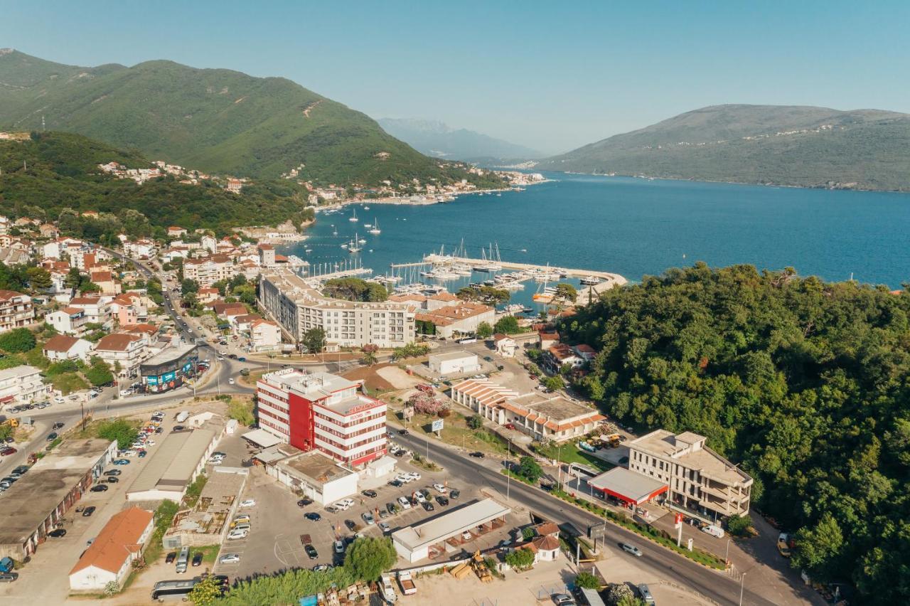 Centar Novi Hotel Herceg Novi Exterior photo