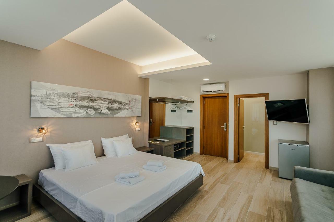 Centar Novi Hotel Herceg Novi Exterior photo